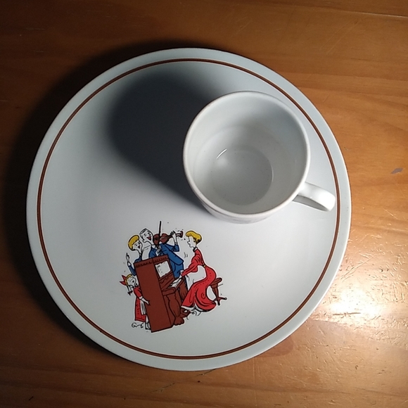 MUGSROYALE JAPAN VINTAGE PEDESTAL PORCELIN PLATES AND TEACUPS 2 SETS OF 2. RARE - Picture 7 of 11